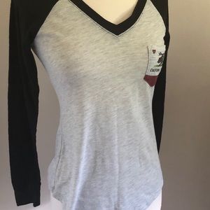 Reflex California Tee. Long sleeves. Size S